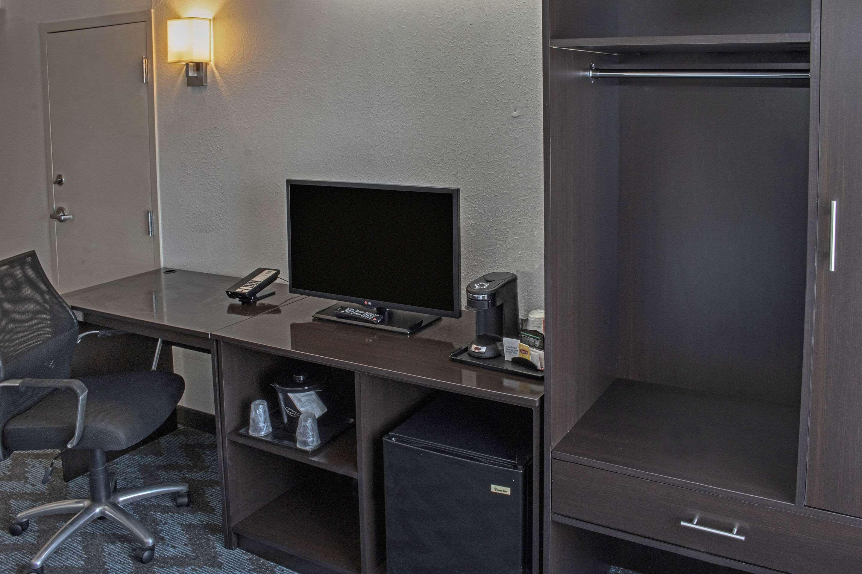 Sleep Inn Lake Wright - Norfolk Airport Bagian luar foto